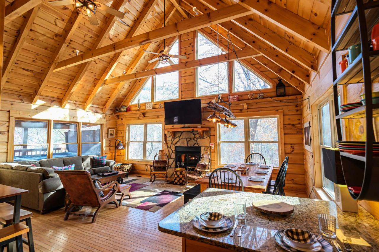 Lazy Bear Lodge Gatlinburg Ngoại thất bức ảnh