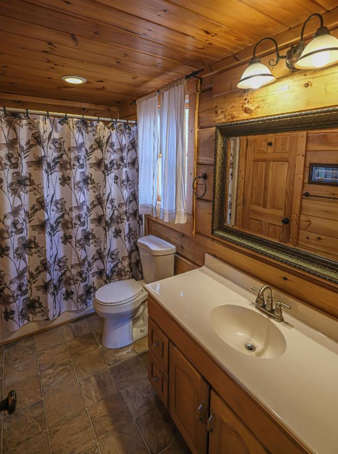 Lazy Bear Lodge Gatlinburg Ngoại thất bức ảnh